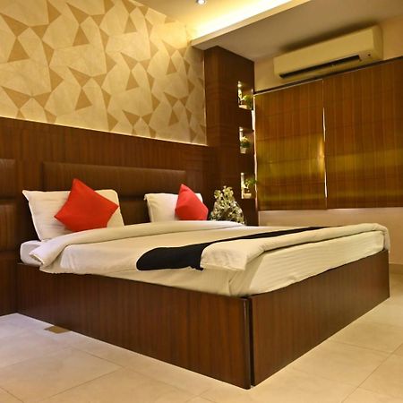 Hotel Royal Cottage Kanpur Eksteriør billede