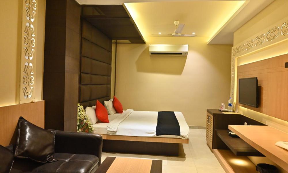 Hotel Royal Cottage Kanpur Eksteriør billede