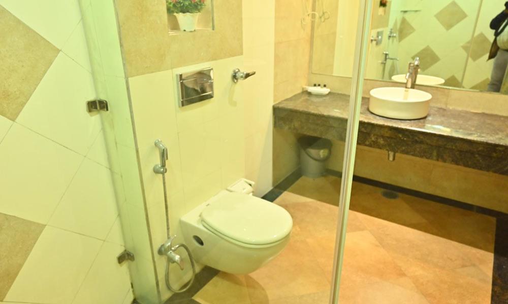 Hotel Royal Cottage Kanpur Eksteriør billede