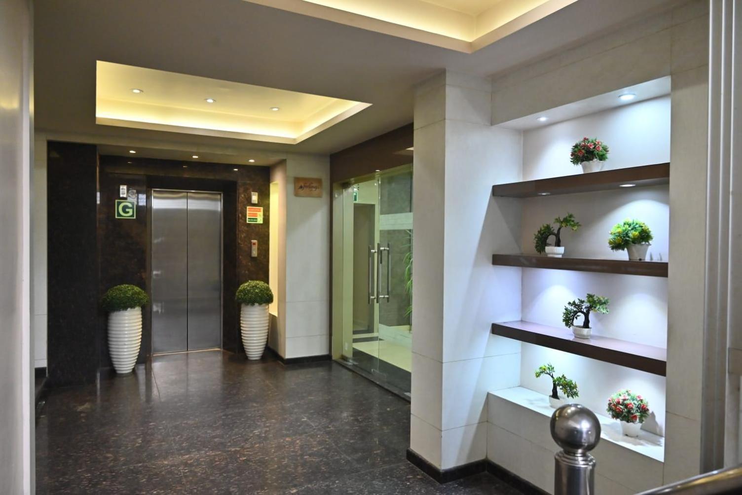 Hotel Royal Cottage Kanpur Eksteriør billede